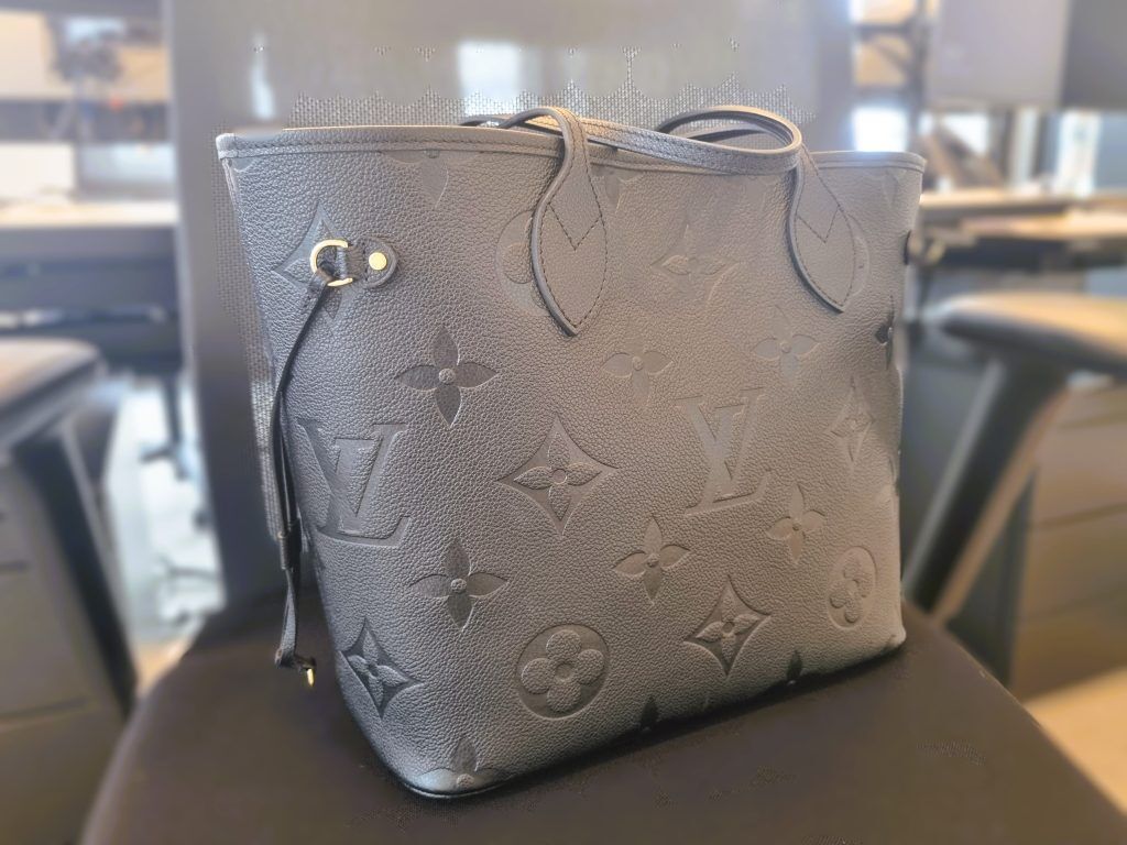 Louis Vuitton Neverfull MM Empreinte Leder schwarz