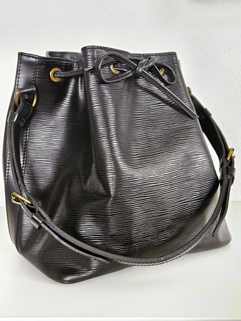 Louis Vuitton Noe Petit Epi Leder schwarz