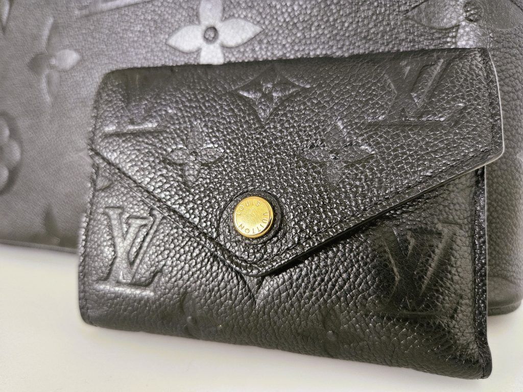 Louis Vuitton Victorine Empreinte Leder