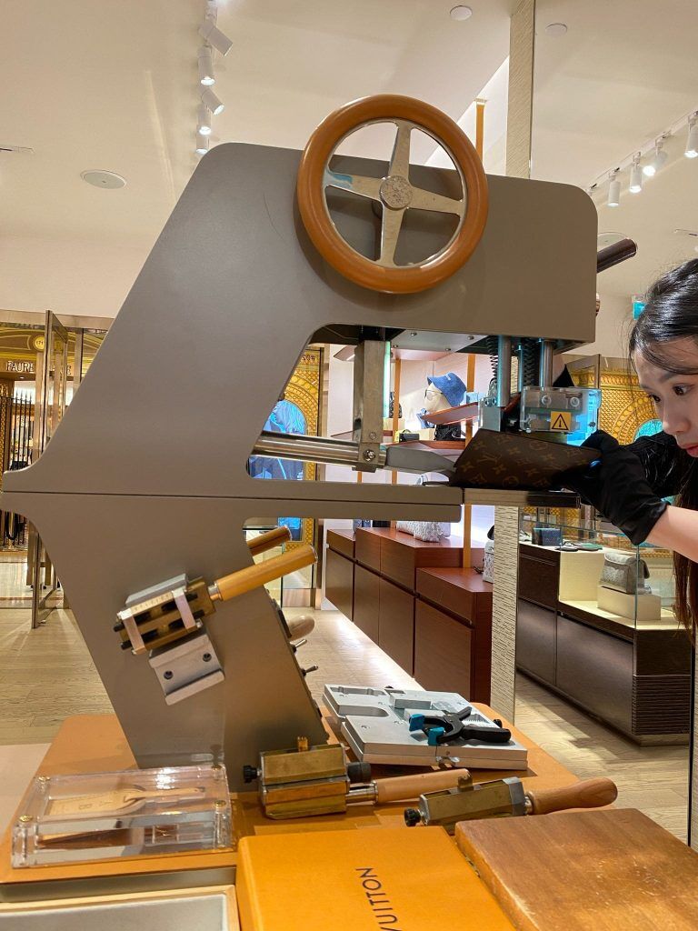 Louis Vuitton Hotstamp Durchführung